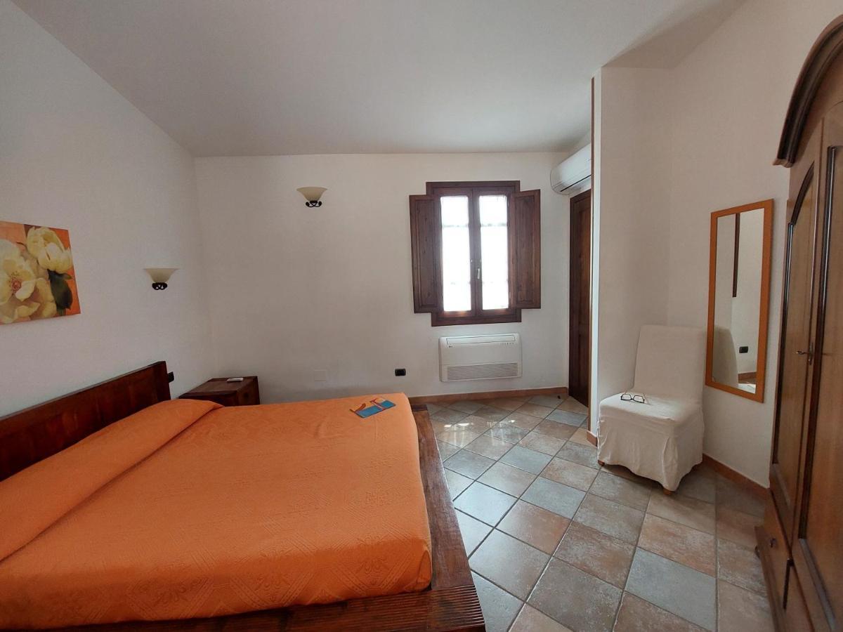 וילסימיוס Hotel La Corte Rosada מראה חיצוני תמונה