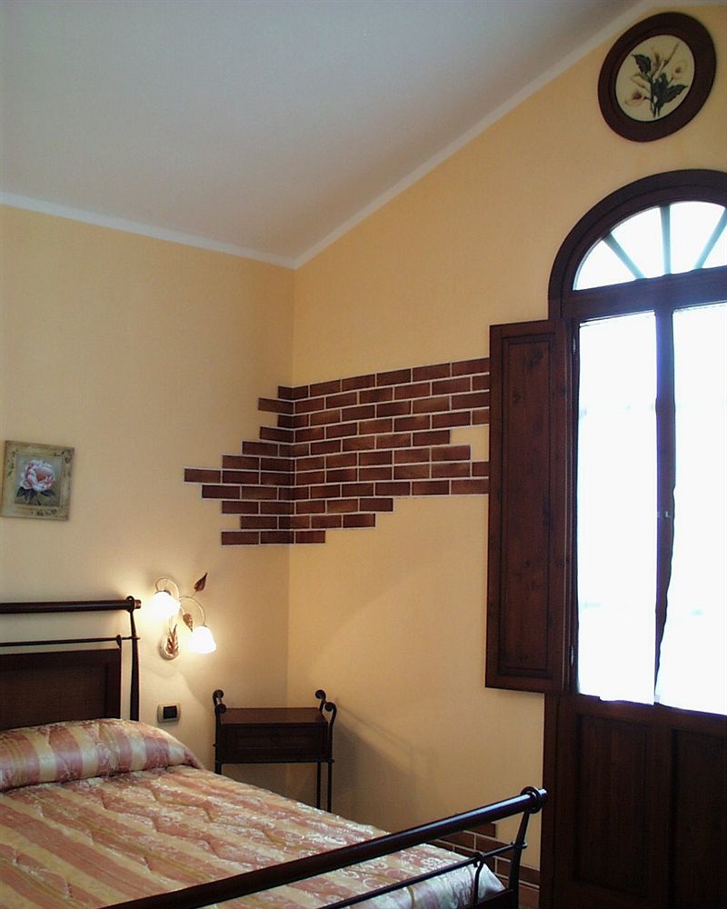 וילסימיוס Hotel La Corte Rosada מראה חיצוני תמונה
