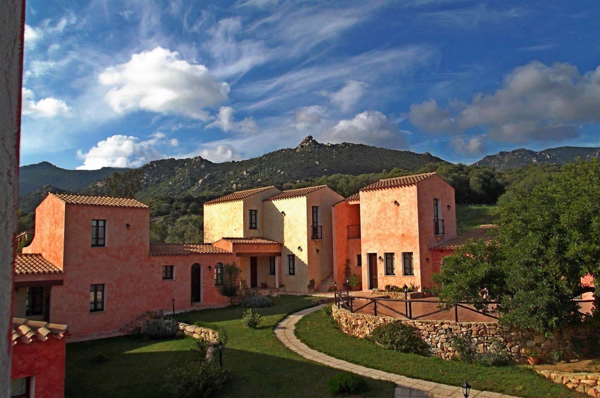 וילסימיוס Hotel La Corte Rosada מראה חיצוני תמונה