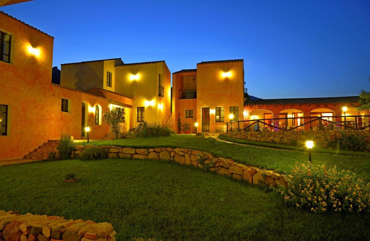 וילסימיוס Hotel La Corte Rosada מראה חיצוני תמונה